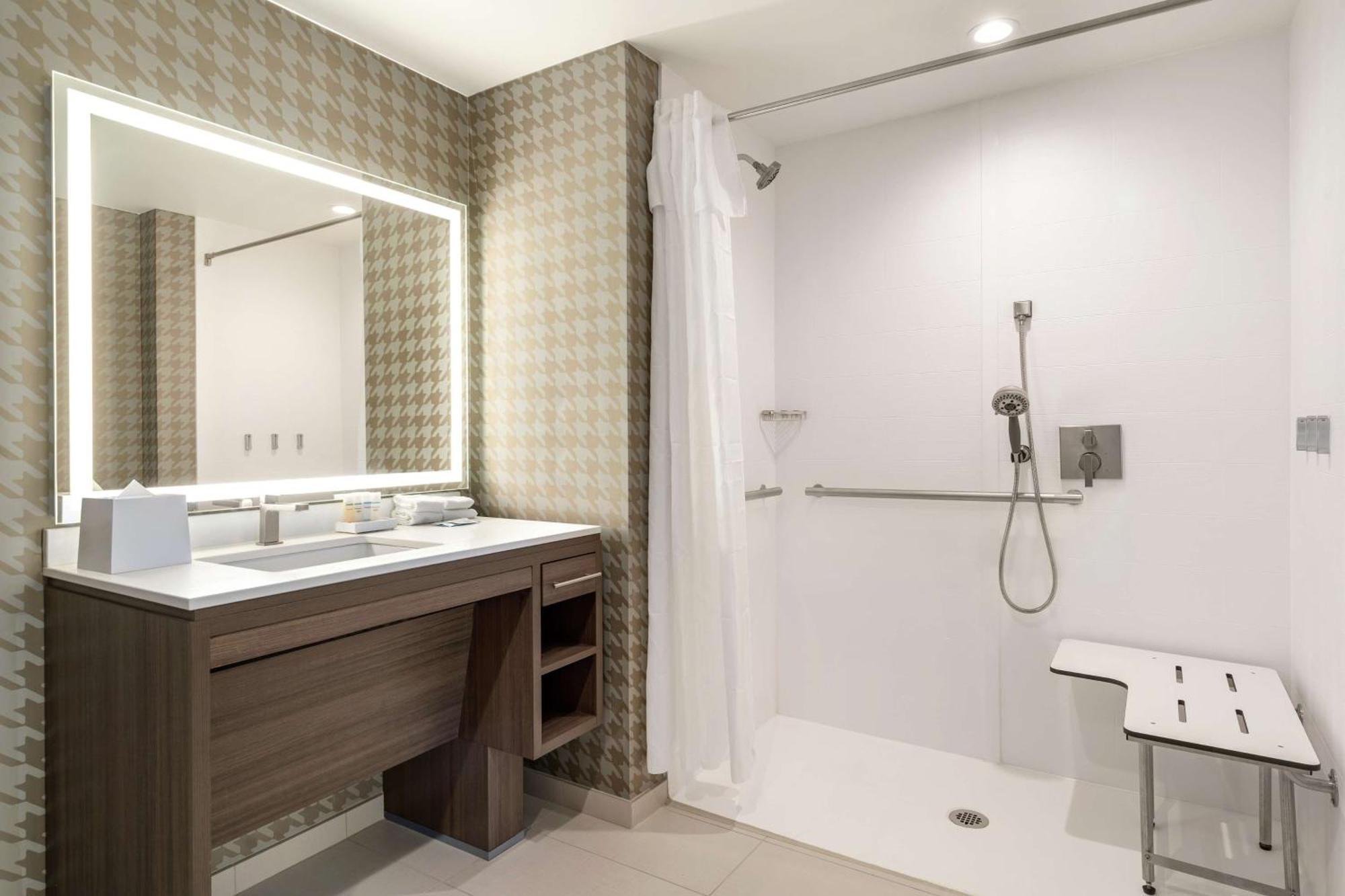 Home2 Suites By Hilton Woodland Hills Los Angeles Eksteriør bilde