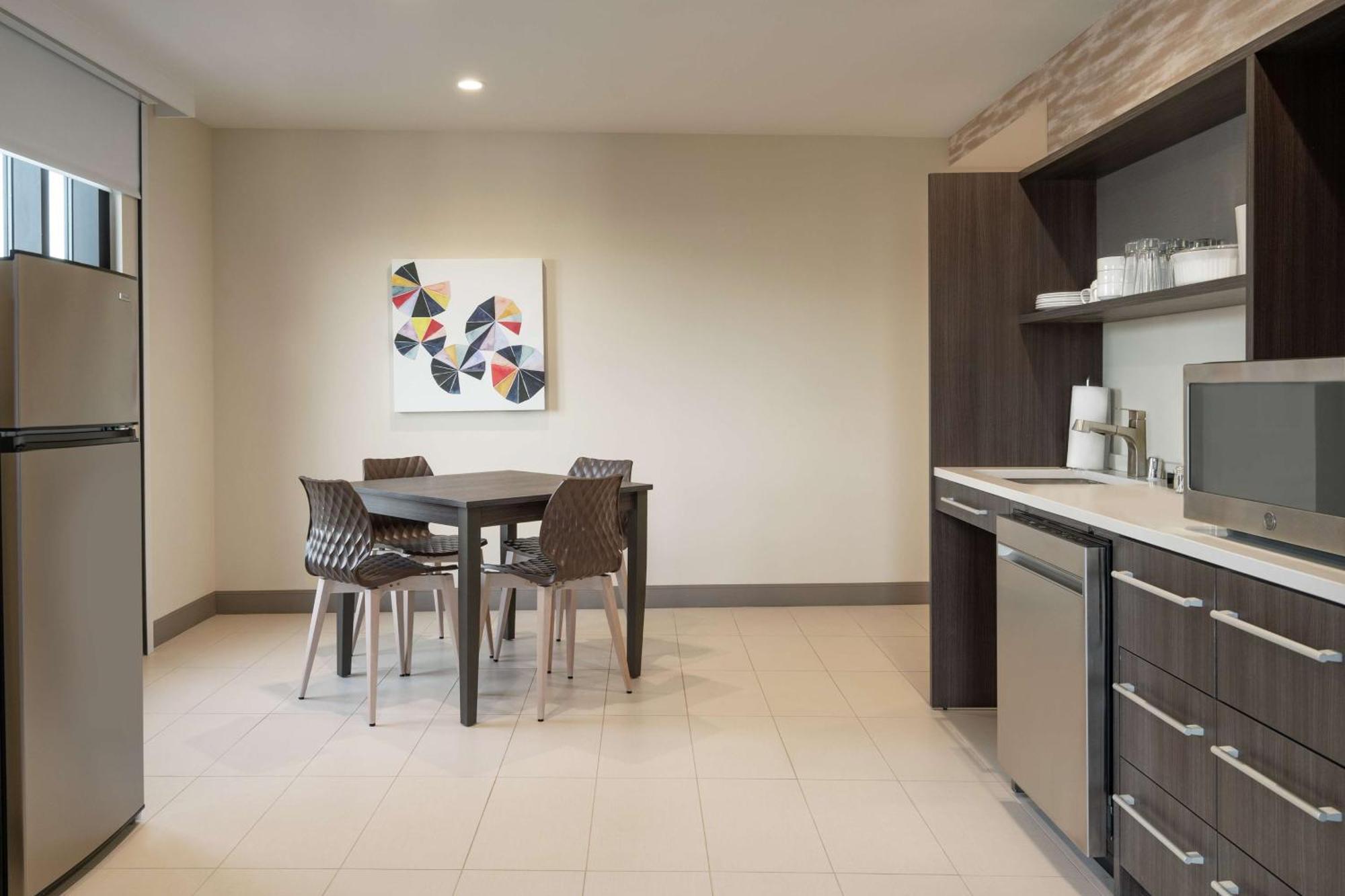 Home2 Suites By Hilton Woodland Hills Los Angeles Eksteriør bilde